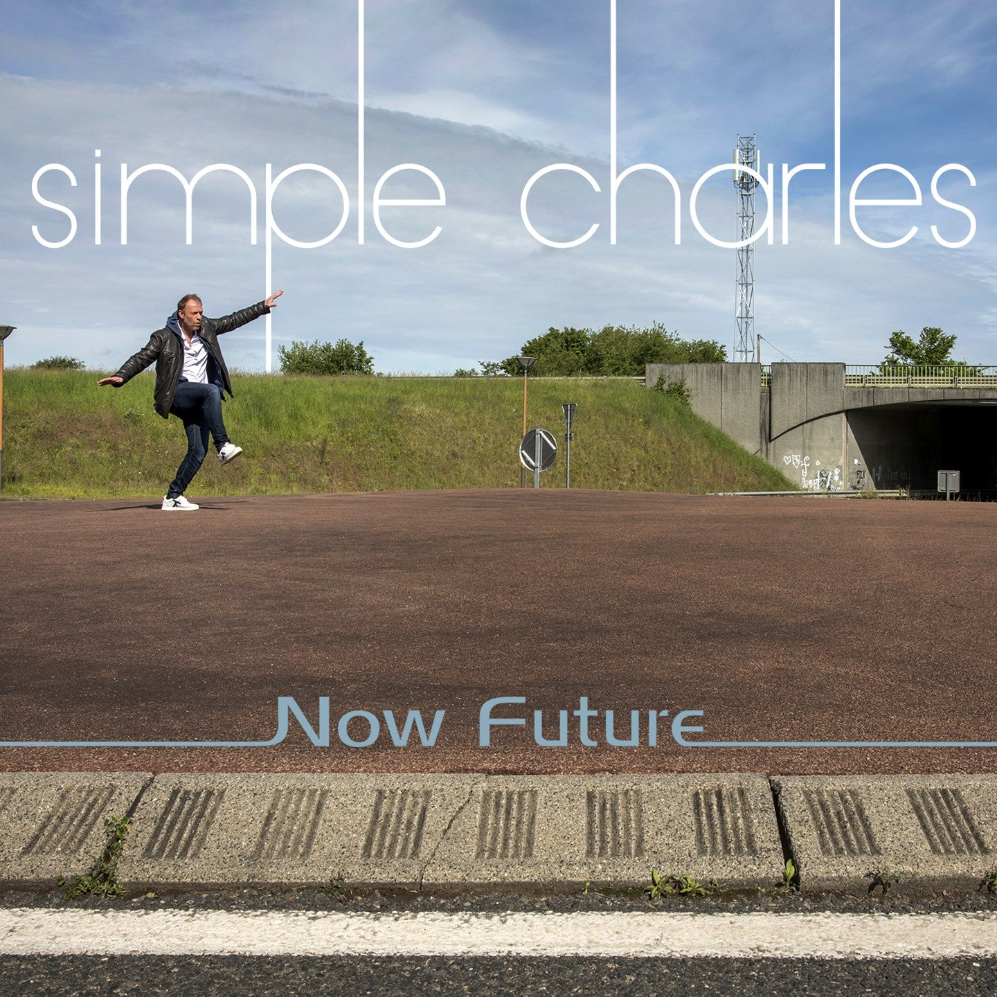 Pochette de : NOW FUTURE - SIMPLE CHARLES (CD)