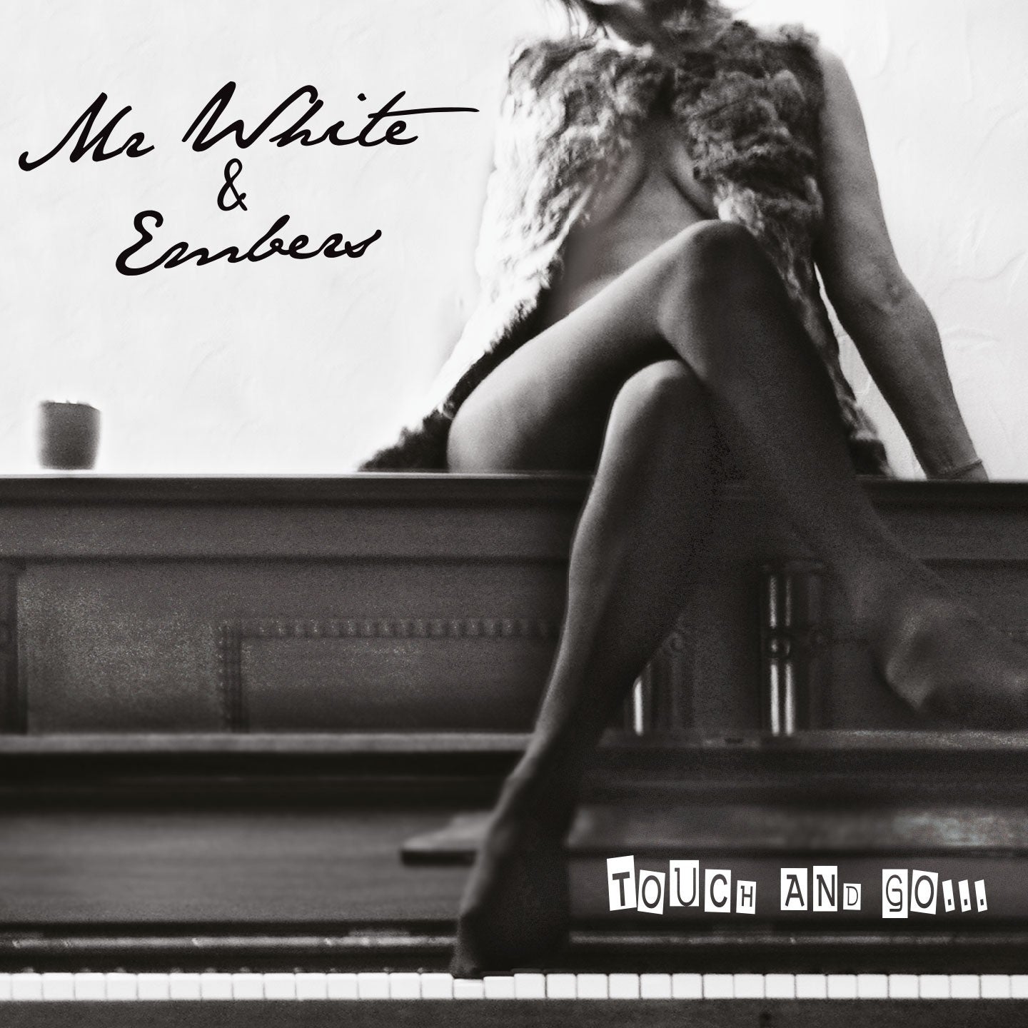 Pochette de : TOUCH AND GO... - MR WHITE & EMBERS (CD)