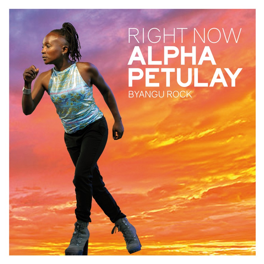 Pochette de : RIGHT NOW - ALPHA PETULAY (CD)