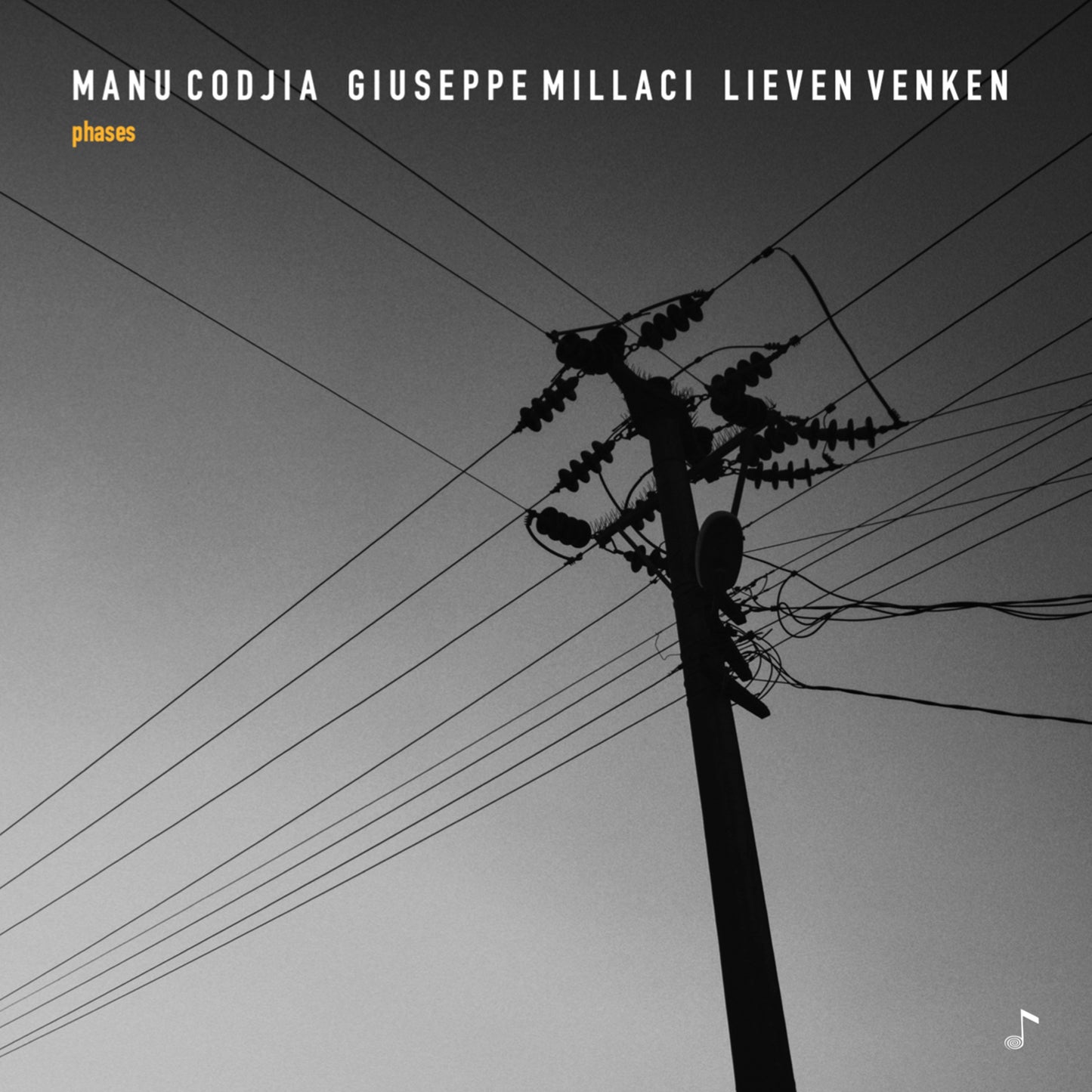 Pochette de : PHASES - MANU CODJIA GIUSEPPE MILLACI / LIEVEN VENKEN (CD)