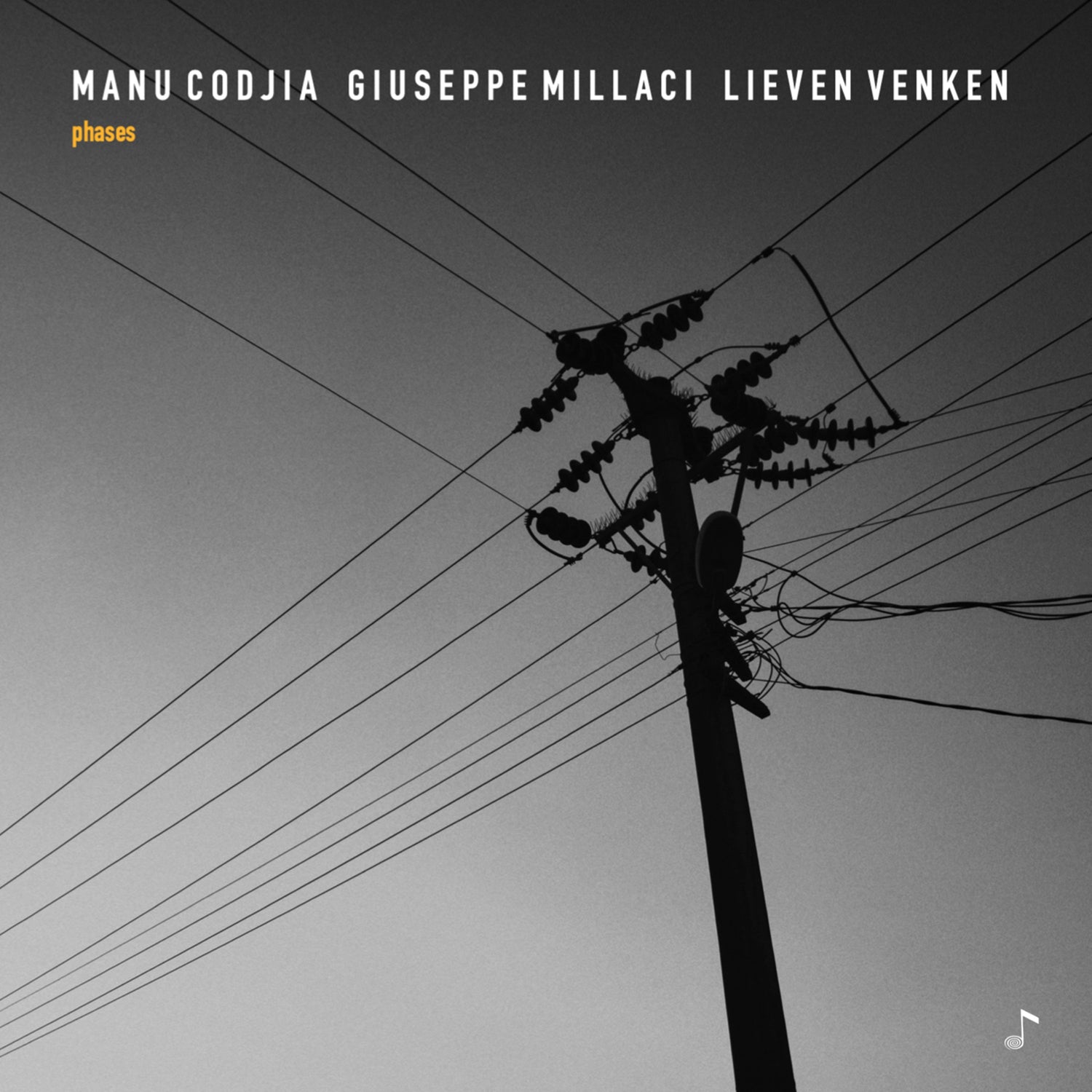 Pochette de : PHASES - MANU CODJIA GIUSEPPE MILLACI / LIEVEN VENKEN (CD)